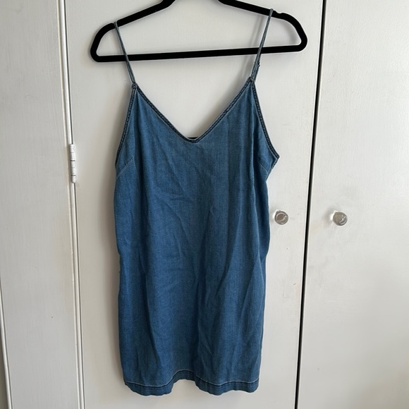 Aritzia Wilfred Free Vivianne Denim Dress - Picture 2 of 10